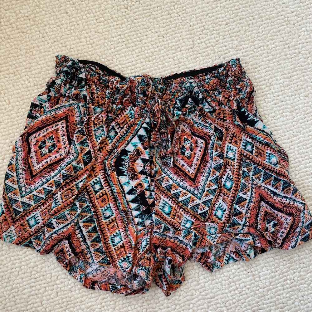 Wet Seal flowy shorts